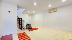 Sims Avenue East (D14), Semi-Detached #560582141